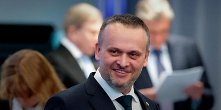 Мишустин предложил назначить Андрея Никитина вице-премьером России вместо Виталия Савельева