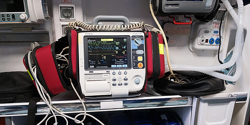 ВСУ атаковали дронами автомобиль с эвакуирующимися мирными жителями из Северска