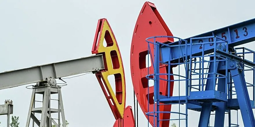 Великобритания ввела санкции против «Татнефти», «Русснефти» и ряда зарубежных компаний