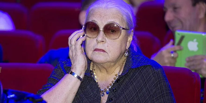 88-летнюю Лидию Федосееву-Шукшину подключили к ИВЛ и ввели в медикаментозный сон