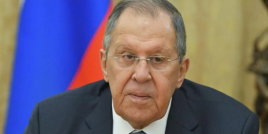 Лавров обсудил с главой МИД Омана пути мирного урегулирования вокруг Ирана