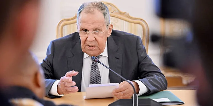 Лавров заявил о готовности России ответить на возможную агрессию Европы